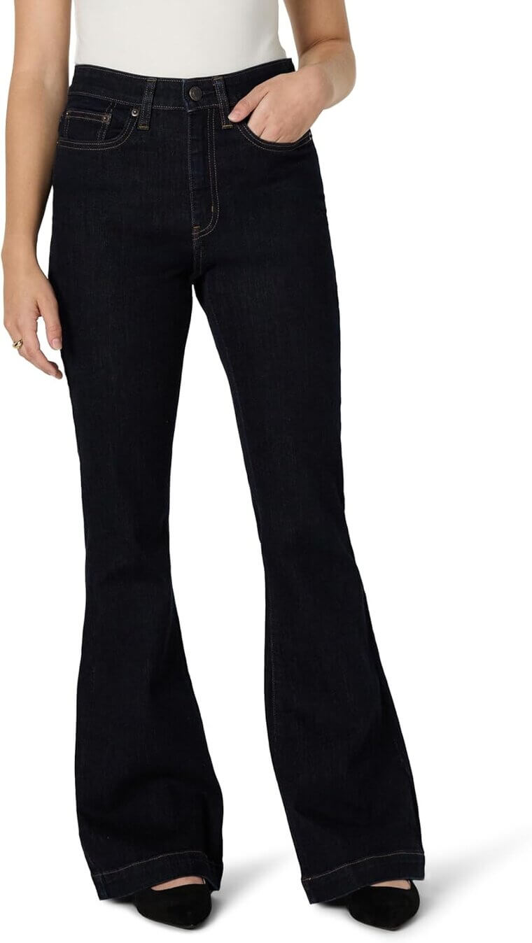 Amazon Essentials Flare Jeans - Stylish Comfort for All - Don’t Miss the 16% Discount!