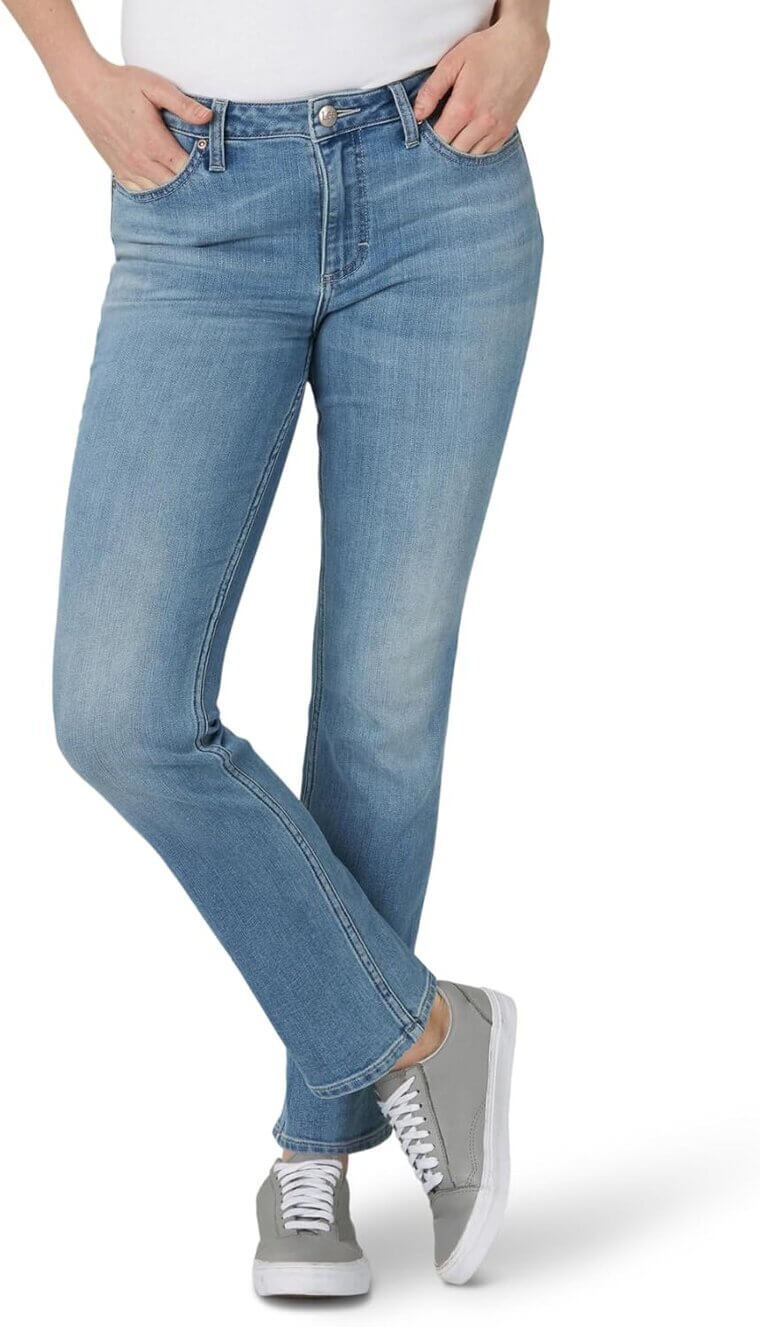 Lee Mid Rise Jeans - Classic Comfort for Everyday Wear - 59% Off!