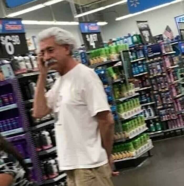 Albert Einstein en la farmacia