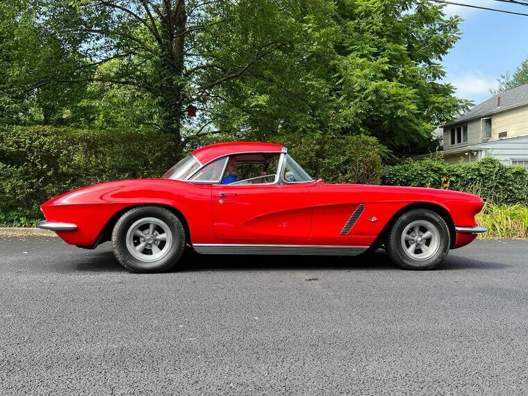 Hawaii - 1962 Chevrolet Corvette