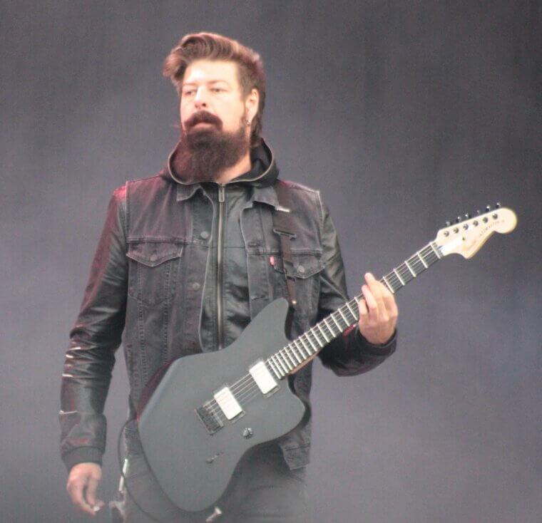 Jim Root, Slipknot, Merging Melody with Masked Chaos