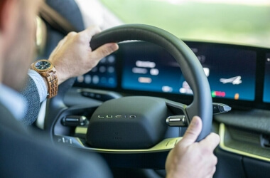 Should You Get a Lucid Car? Here Are The Pros and Cons