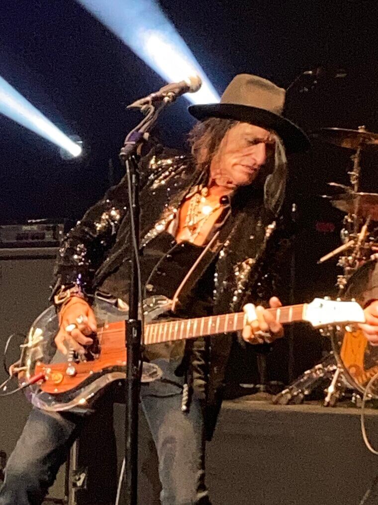 Joe Perry (Age 75) - Jamming With the Hollywood Vampires and Writing Solo Material