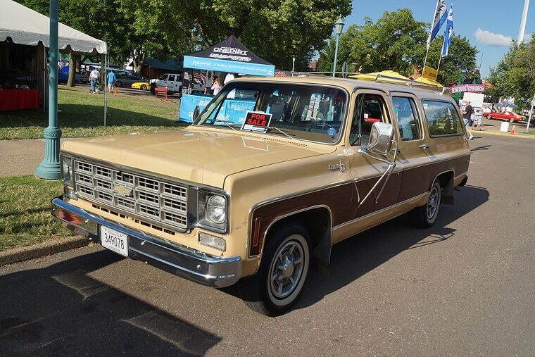 Chevrolet Suburban C/K 10/20/30 (1973-1991)