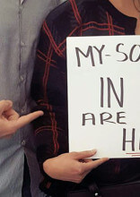 15 Airport Greeting Signs That Are Both Funny And Embarrassing