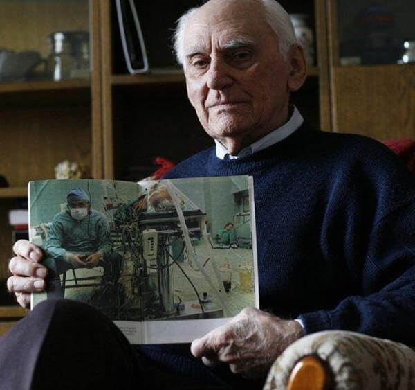 The Patient That Survived a 23-Hour-Long Heart Transplant