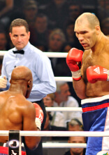 The World's Biggest Athletes Make Regular Humans Look Like Little Kids