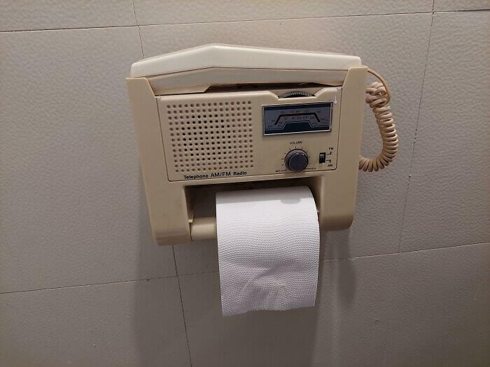 For When You Want to Wipe and Chat at the Same Time