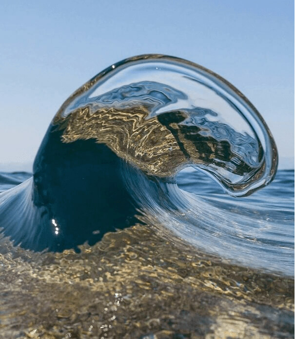 Mesmerizing Wave