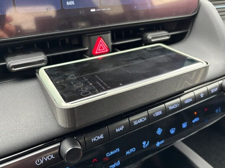 Hot Wireless Phone Chargers