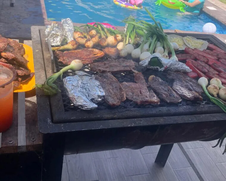 Andy Planned a Family BBQ to Introduce Jessica