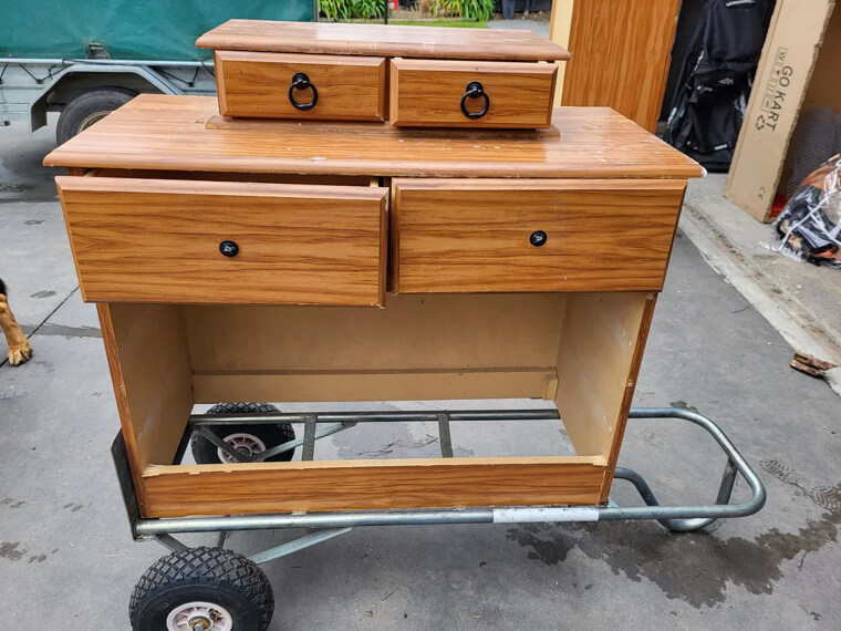  Formaldehyde in Particleboard Furniture