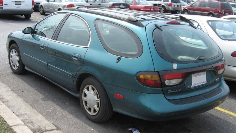 Ford Taurus (1996–1999)