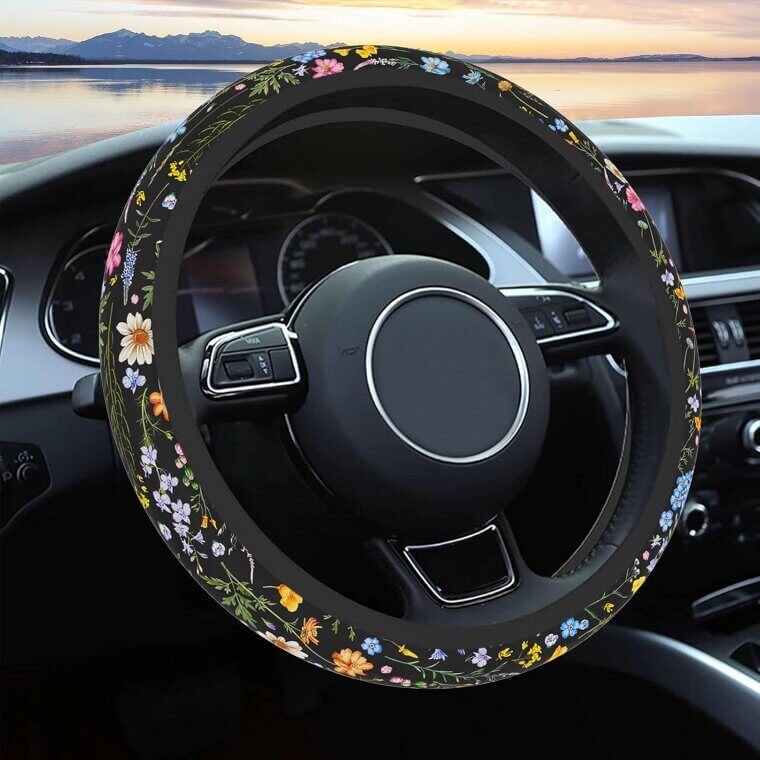Stylish Steering Wheel Cover for Women & Men - Universal Fit, Non-Slip Comfort