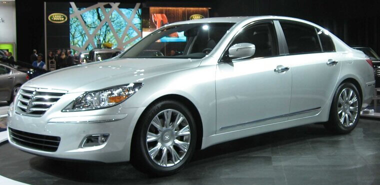 Hyundai Genesis Sedan