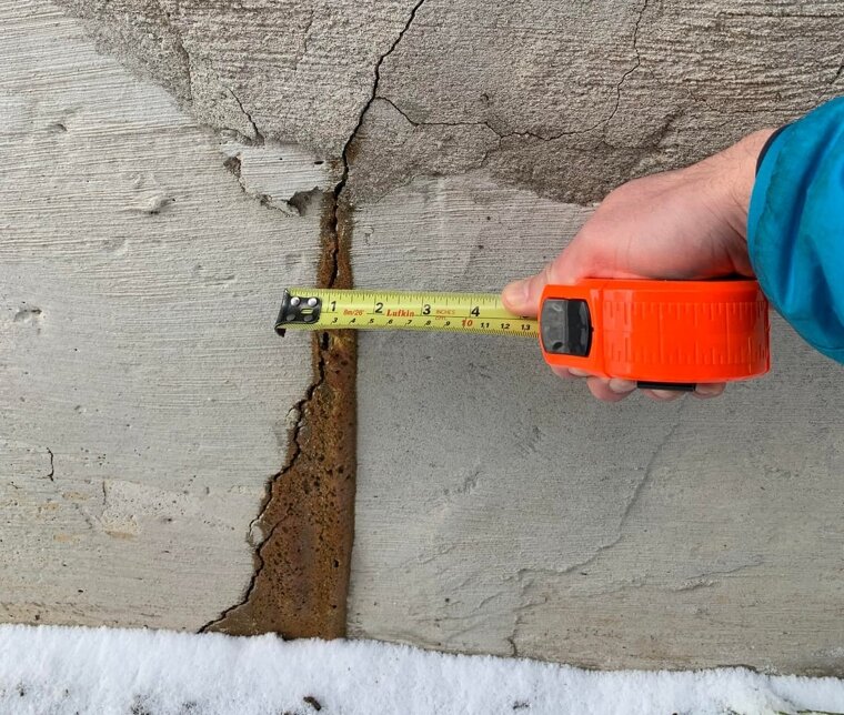 Cracked Foundation or Small Wall Cracks