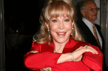 А-листеры, которые продолжали работать в Голливуде еще долго после того, как начали карьеру