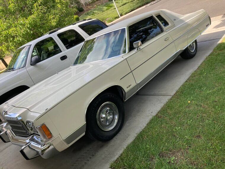 1975 Chrysler New Yorker