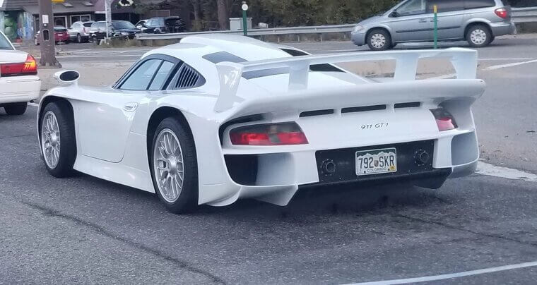 1996 - Porsche 911 GT1