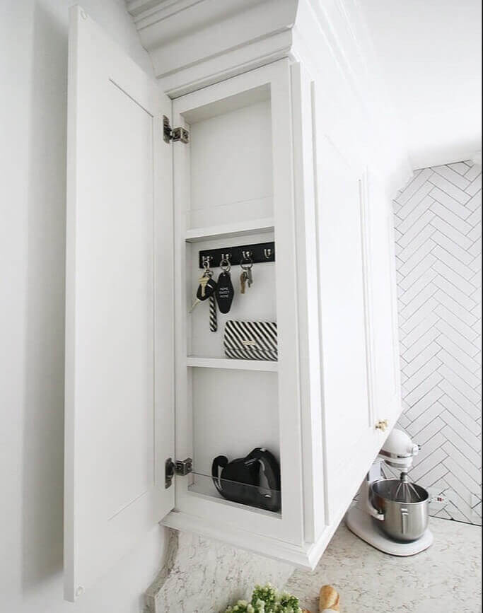 Obtenez une armoire d'entrée pour remettre vos clés