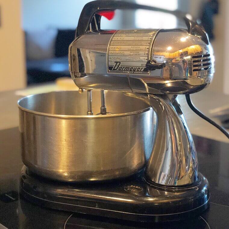 Dormeyer "Silver Chef" Mixer: The Industrial Powerhouse ($100–$200)