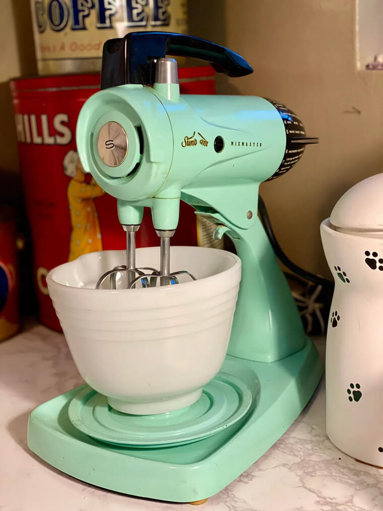 Sunbeam Mixmaster (Model 12): The Multi-Tasking Marvel ($50–$100)