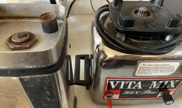 Vita-Mix 3600: The Stainless Steel Powerhouse ($150–$300)