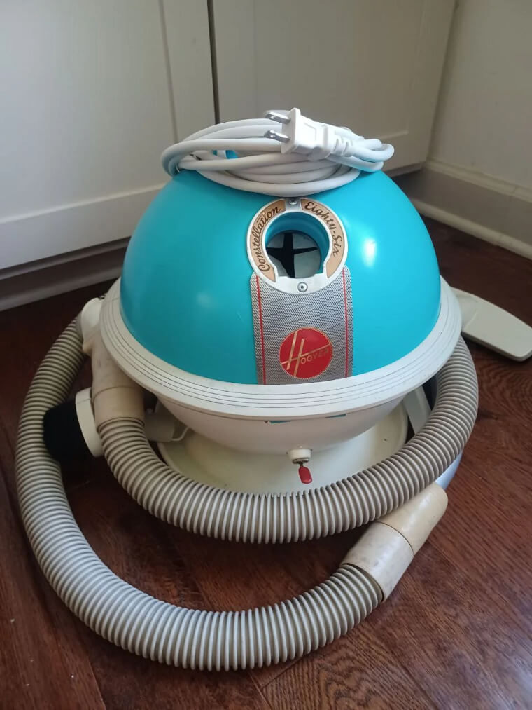 Hoover "Constellation" Vacuum: The Floating Kitchen Helper ($100–$250)