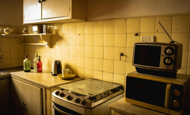 Kitchen Gems: Vintage Appliances That Actually Work Better Than Modern Versions