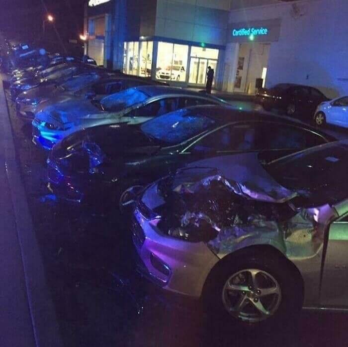 Uma Fileira De Estragos