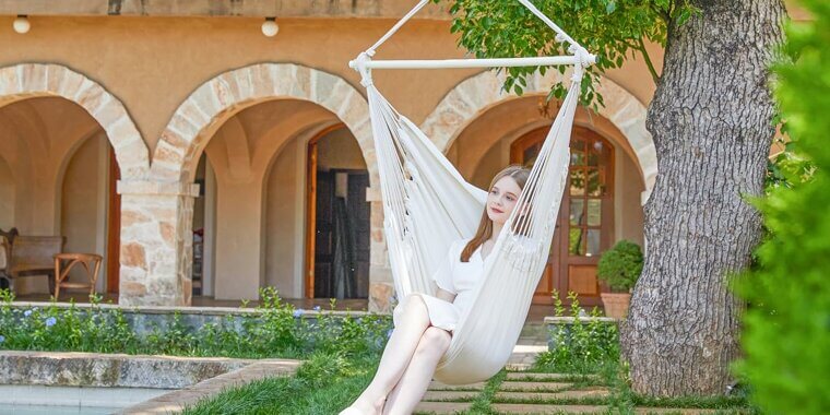This Modern Style Hanging Chair Is Available for $39.99