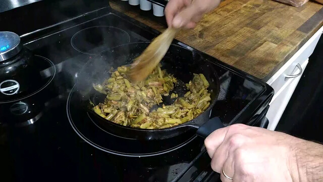 Do Not Cover Your Green Beans While Cooking