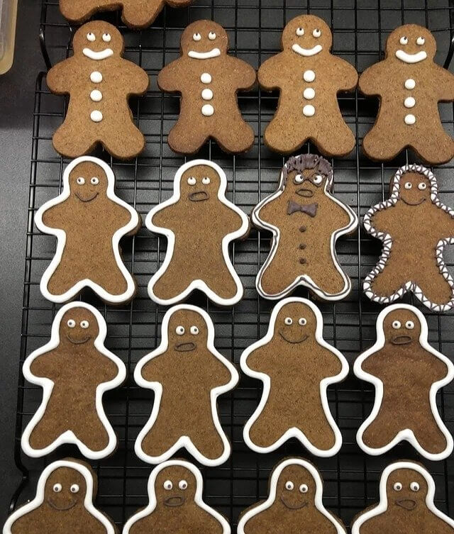 Adding Chocolate to Your Gingerbread Cookies Is a Game Changer