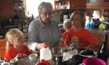 Vintage Cooking and Baking Hacks Every Grandmother Swears by