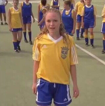 Julia Stiles — Soccer