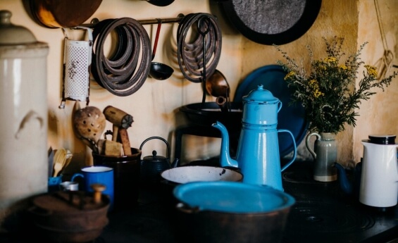 Kitchen "Miracle" Tools From the 70s and 80s: Which Ones Actually Worked?