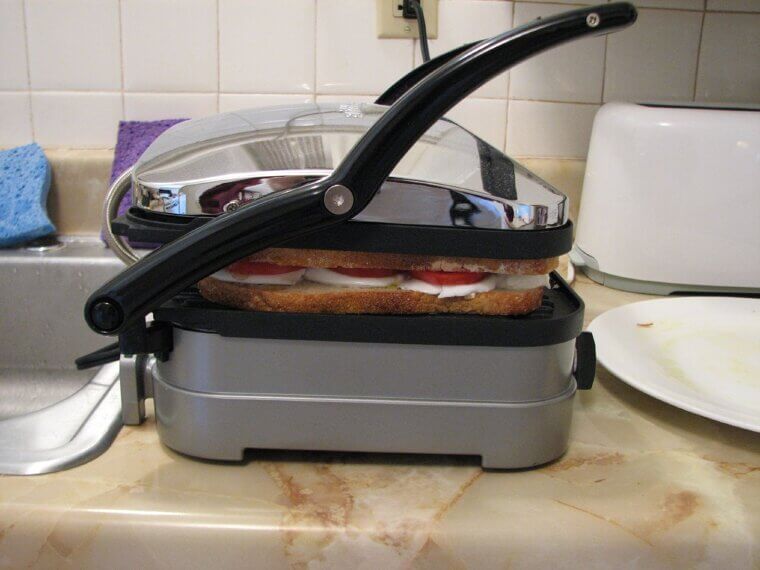 The Toastmaster Snackster: The Sandwich Press That Sealed Your Fate