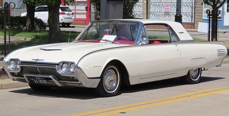 1961 Ford Thunderbird