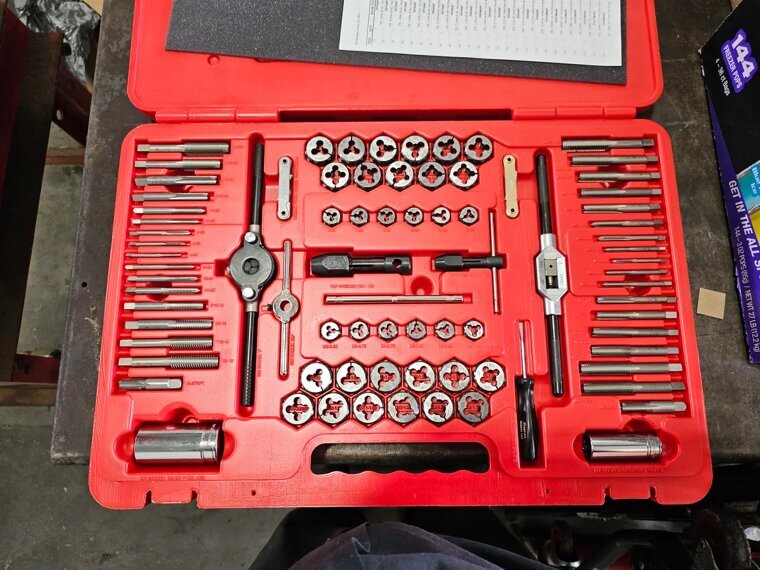 Full Tap-And-Die Set