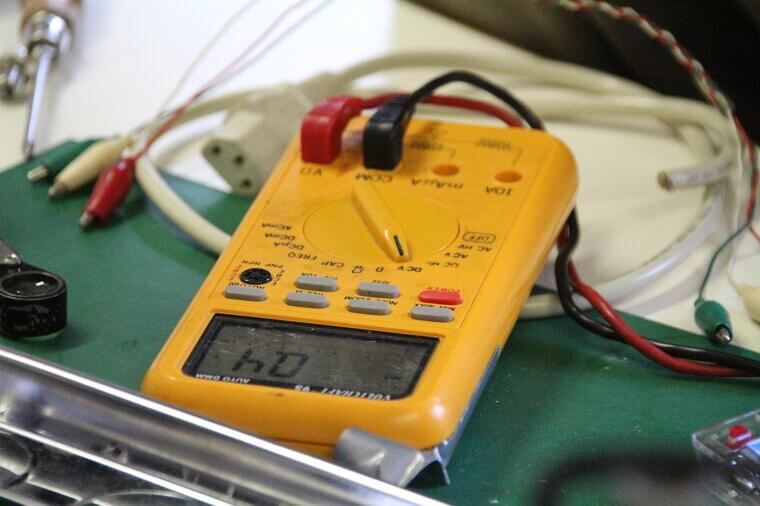 Stud / Voltage Finder Combo