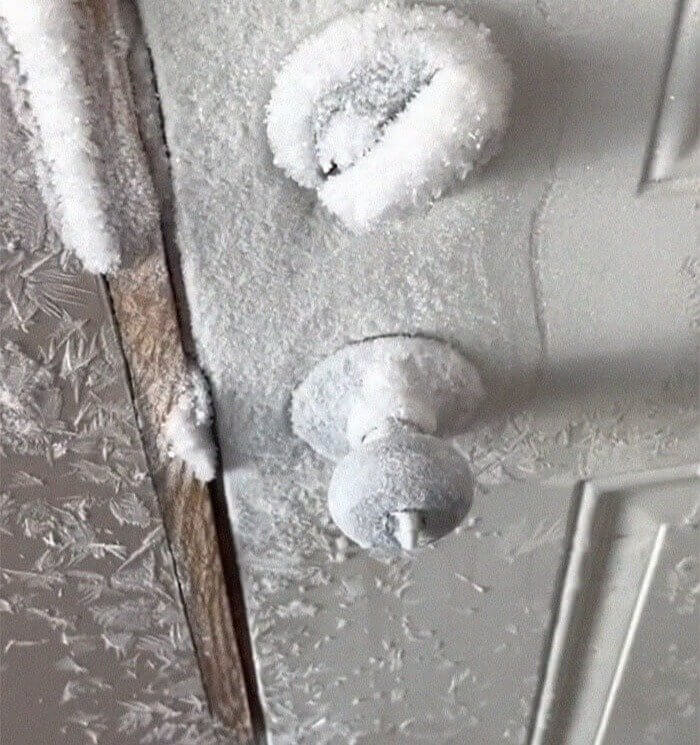 Vivre pratiquement dans un congélateur