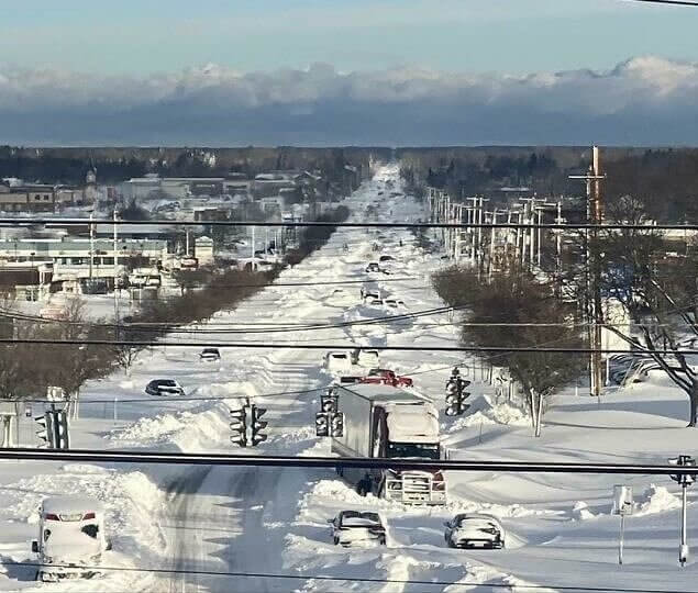Le premier jour après le pire blizzard de l'histoire de New York