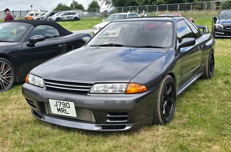 Nissan Skyline GT-R (R32-R34) (1989–2002)