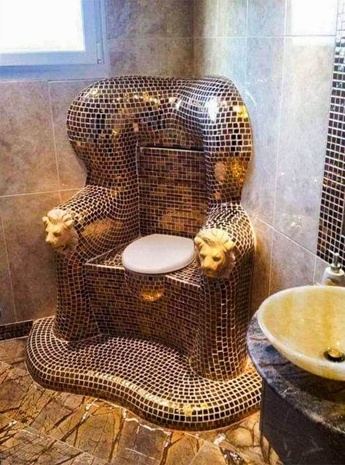The Game of Toilet Throne
