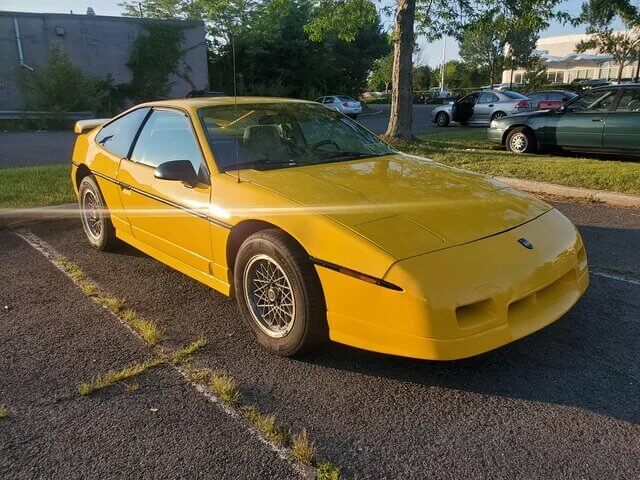 Pontiac Fiero GT