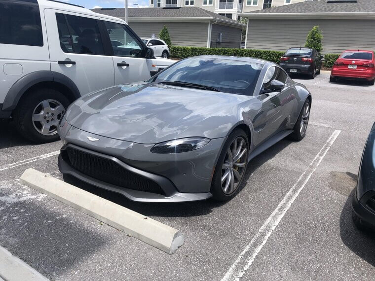 Aston Martin Vantage