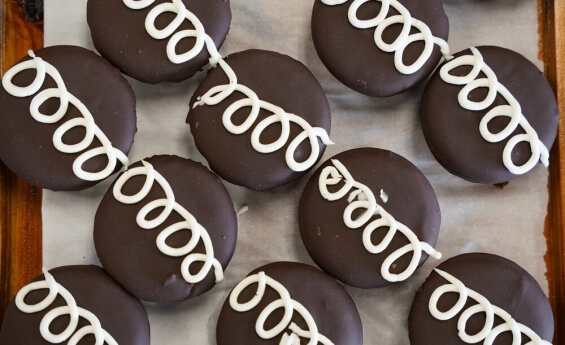 Gone But Not Forgotten: Iconic Snacks and Treats From the 60s and 70s