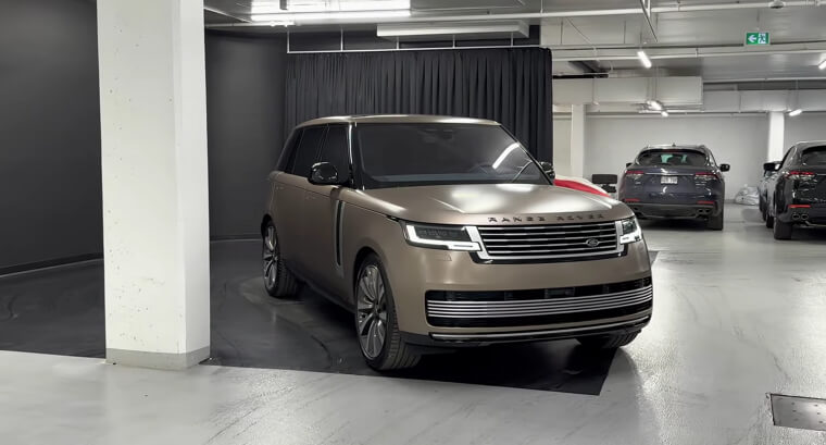 Land Rover Range Rover SV Carmel Edition (2023)