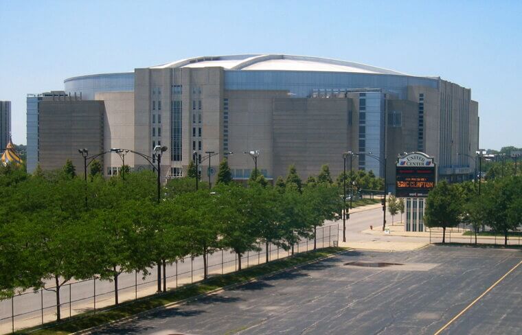 United Center (Chicago, IL): A Cathedral of the 90s Dynasty