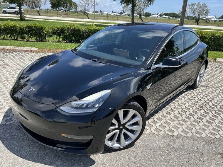 2019 Tesla Model 3 - $20,900.00